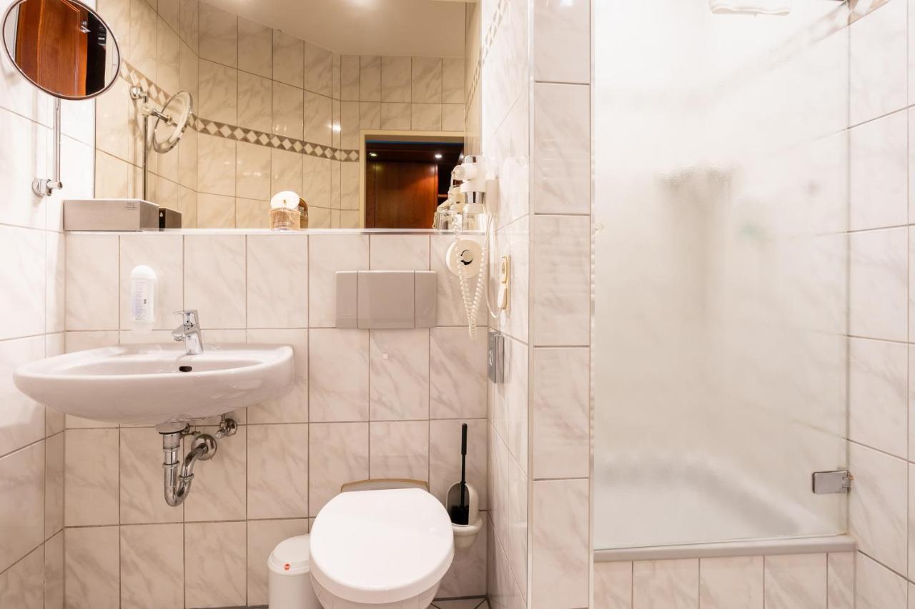 Hotel Frechener Hof מראה חיצוני תמונה