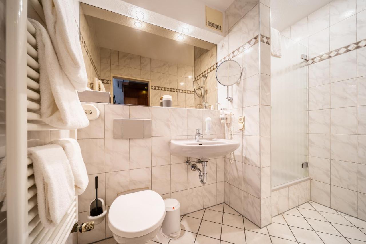 Hotel Frechener Hof מראה חיצוני תמונה